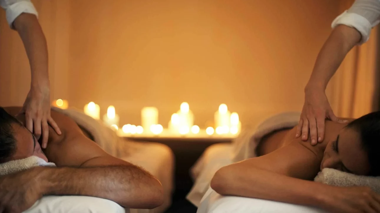 Enjoying The Tantric Couple Massage Fuengirola